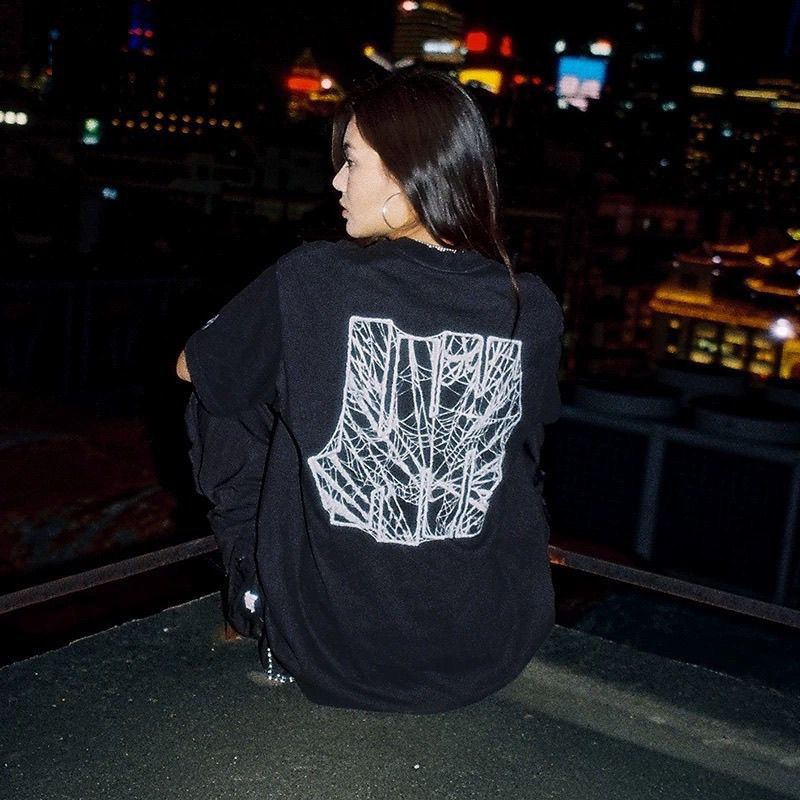Street Fashion Co - Undefeated Unisex Co-branded Short Sleeve T-Shirt,