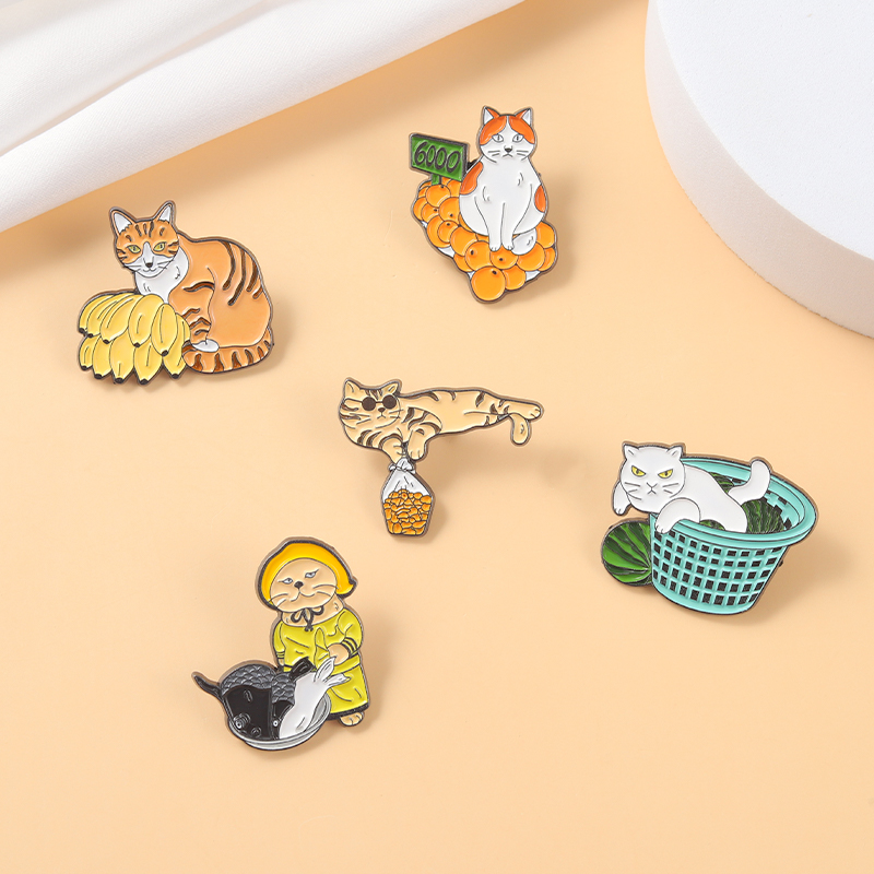 Funny Street Stall Cats Enamel - огляд і ціна Street Fashion Vendors