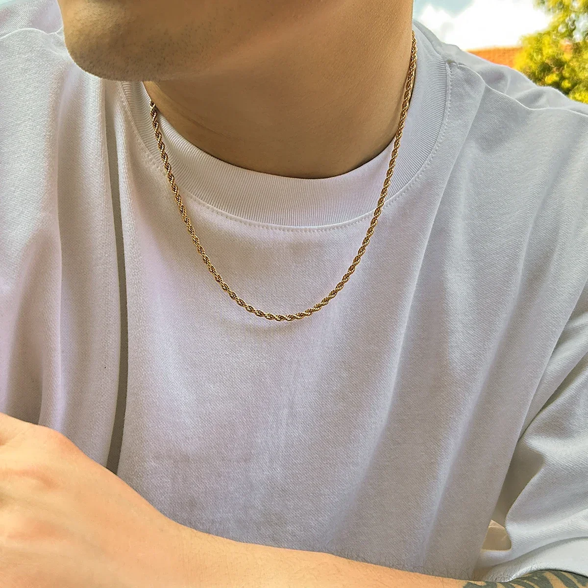 Lacteo Simple Black Gold Color - огляд і ціна Fashion Street Singapore