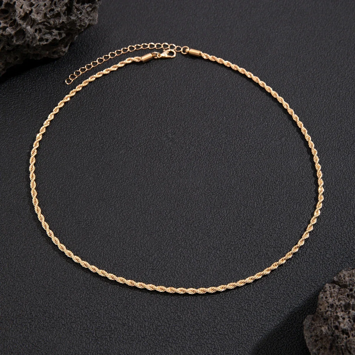 Lacteo Simple Black Gold Color - огляд і ціна Fashion Street Singapore